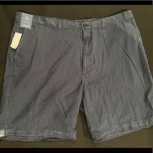 Rowm Dillards 44 flat front shorts blue black check